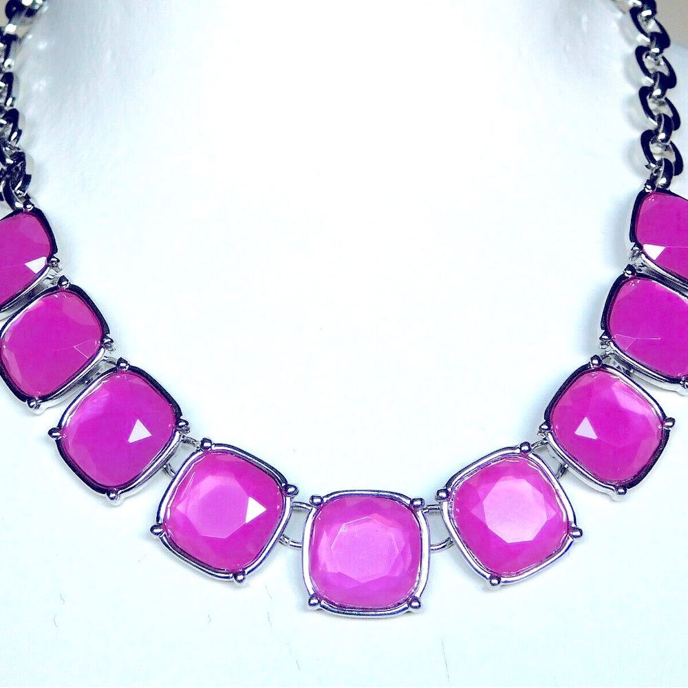 NWT Lia Sophia Pink InfiniteMe Necklace